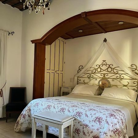 Hotel Draghi San Antonio de Areco Extérieur photo